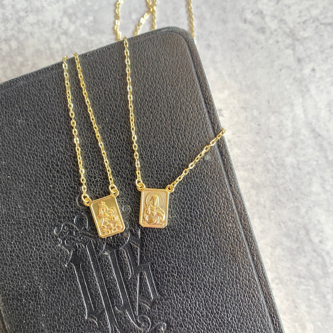 Infinity Scapular Necklace 18k 26"