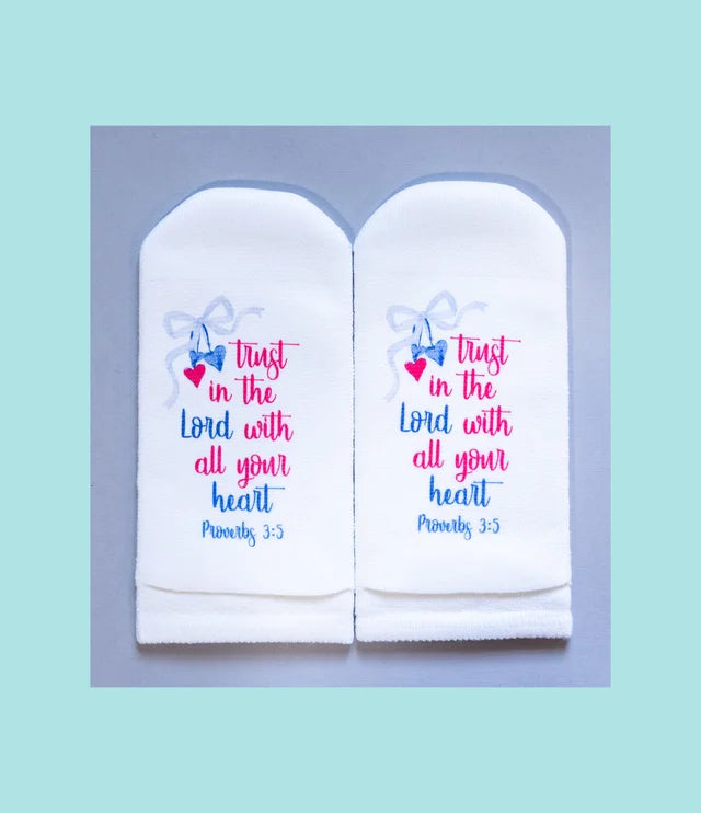 Proverbs 3:5 Women's Ankle Sock - Standing on the Word