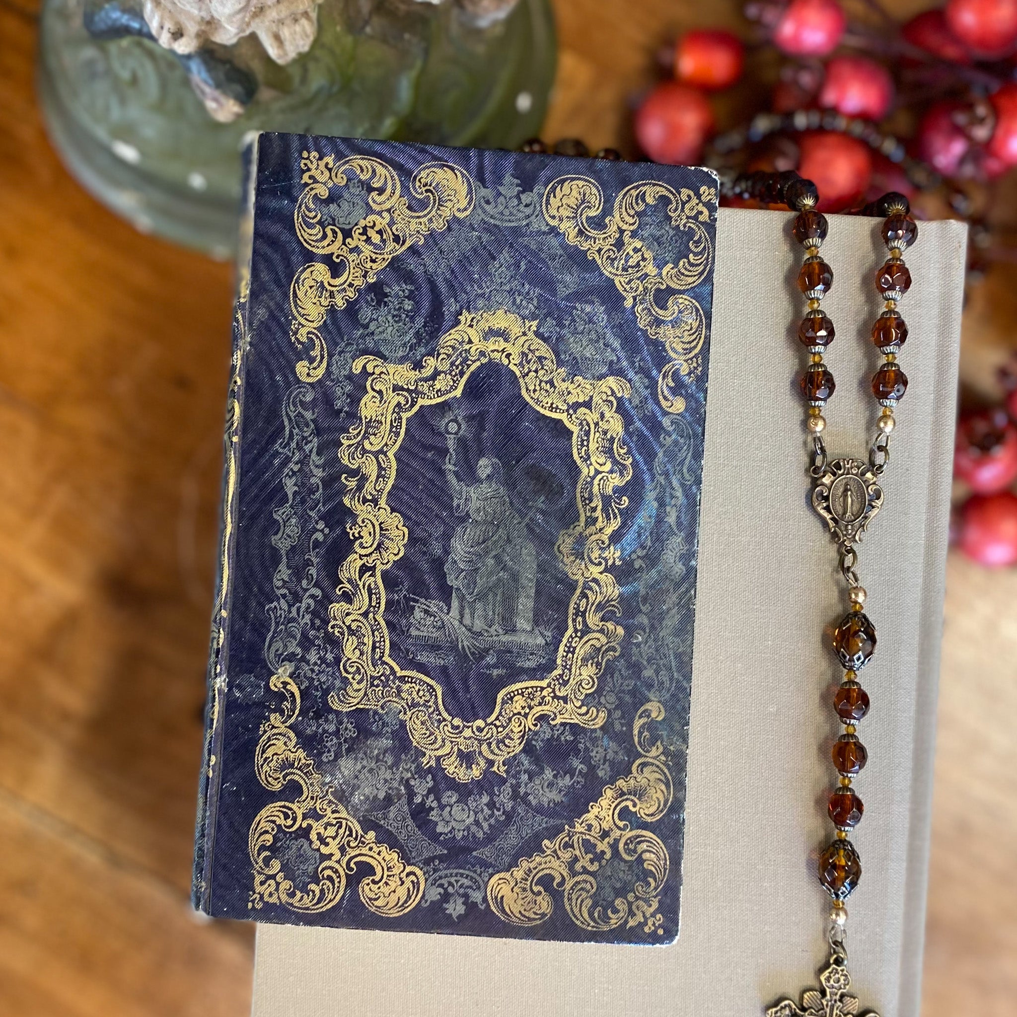 Antique Book | Le Triomphe de Jesus-Christ