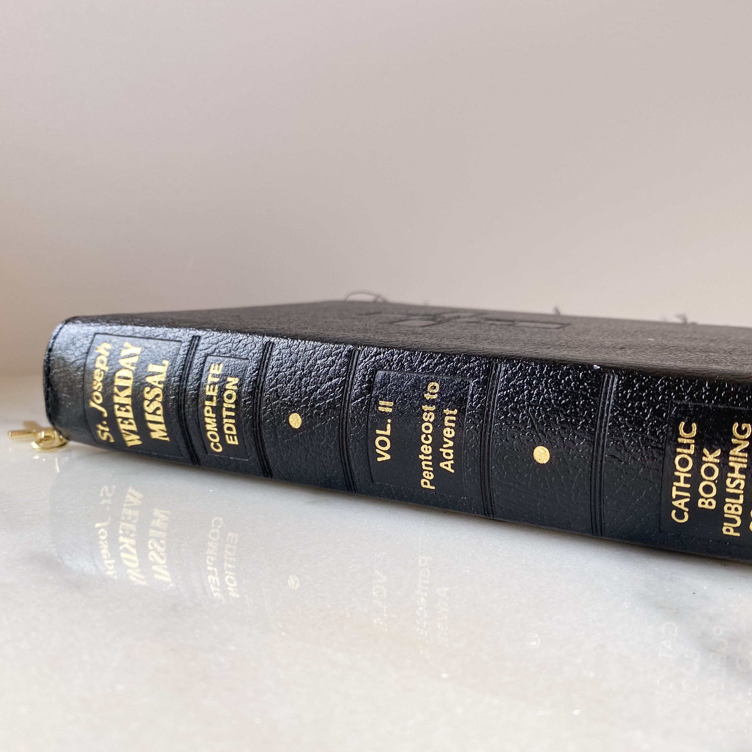 St. Joseph Weekday Missal, Volume 2 with Cover (Pentecost to Advent) Bibles & Missals Crossroads Collective