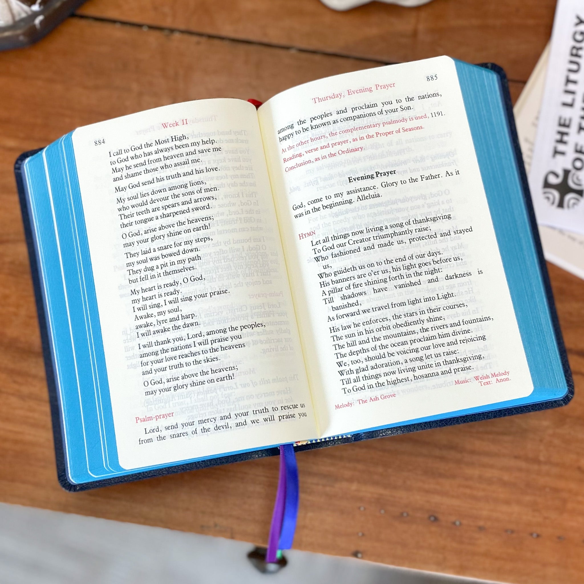 Liturgy Of The Hours (Vol. 1) Volume I: Advent Season And Christmas Season